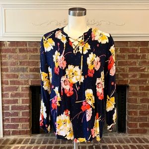 Old Navy Long Sleeve Navy Floral Downstrings Top size Medium - EUC